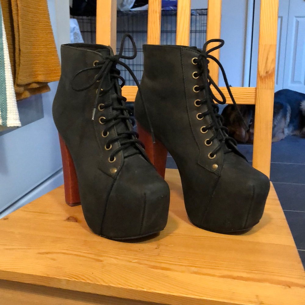 Black Jeffrey Campbell Lita platform bootie size 7